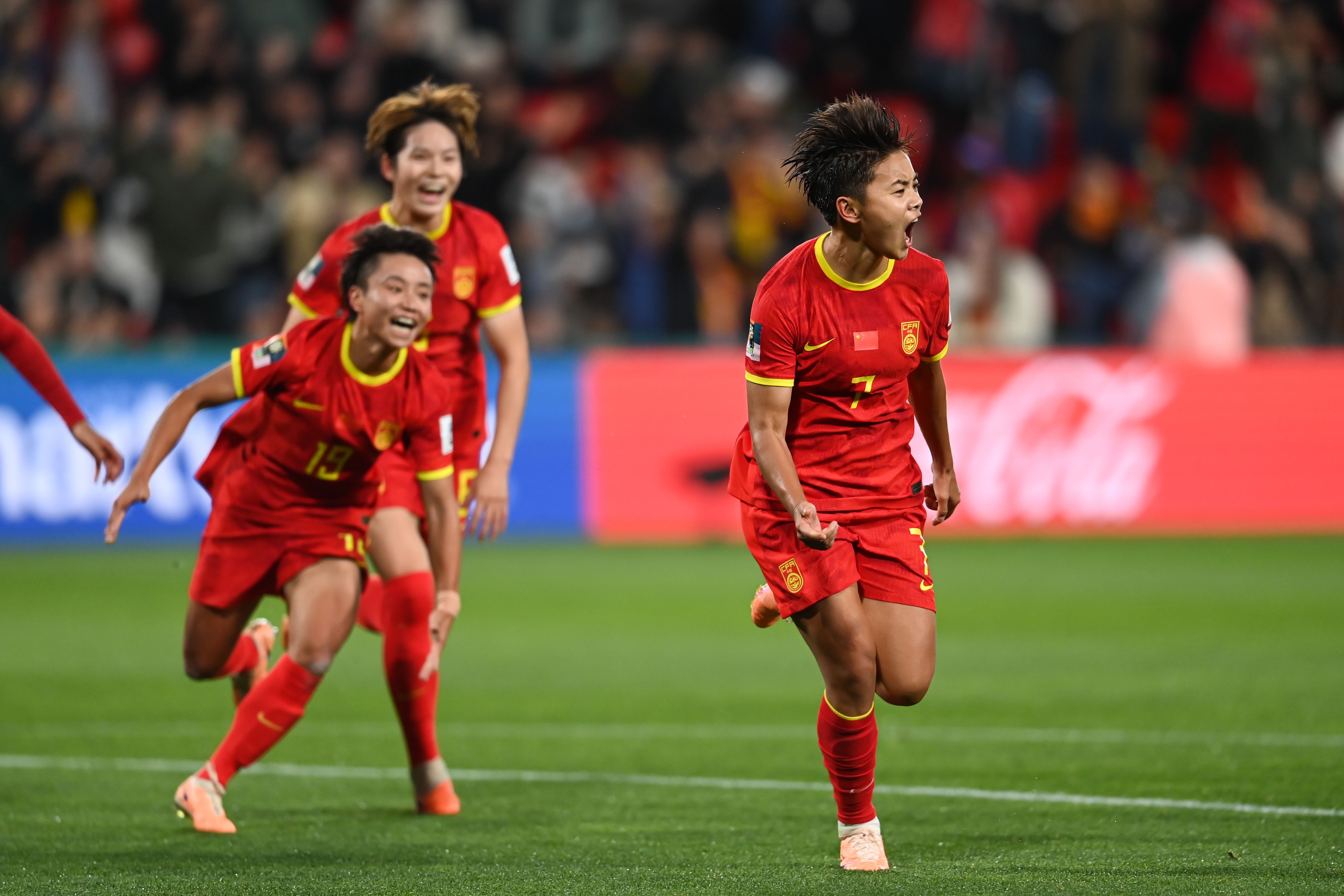 中国女足在国际大赛中斩获好成绩